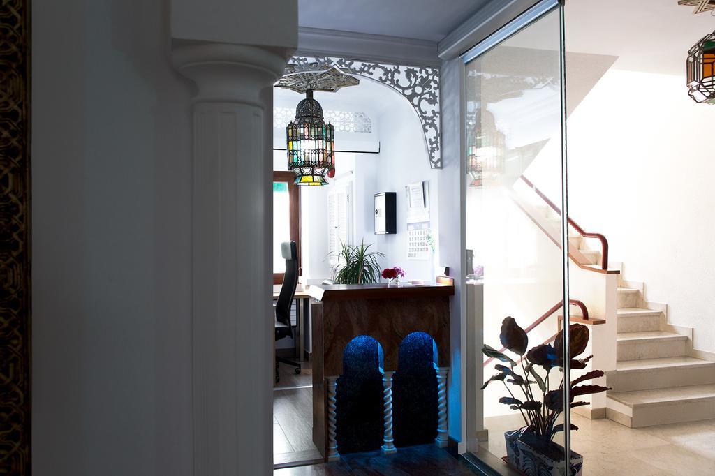 Hostal Alhambra - Adults Only Nerja Dış mekan fotoğraf