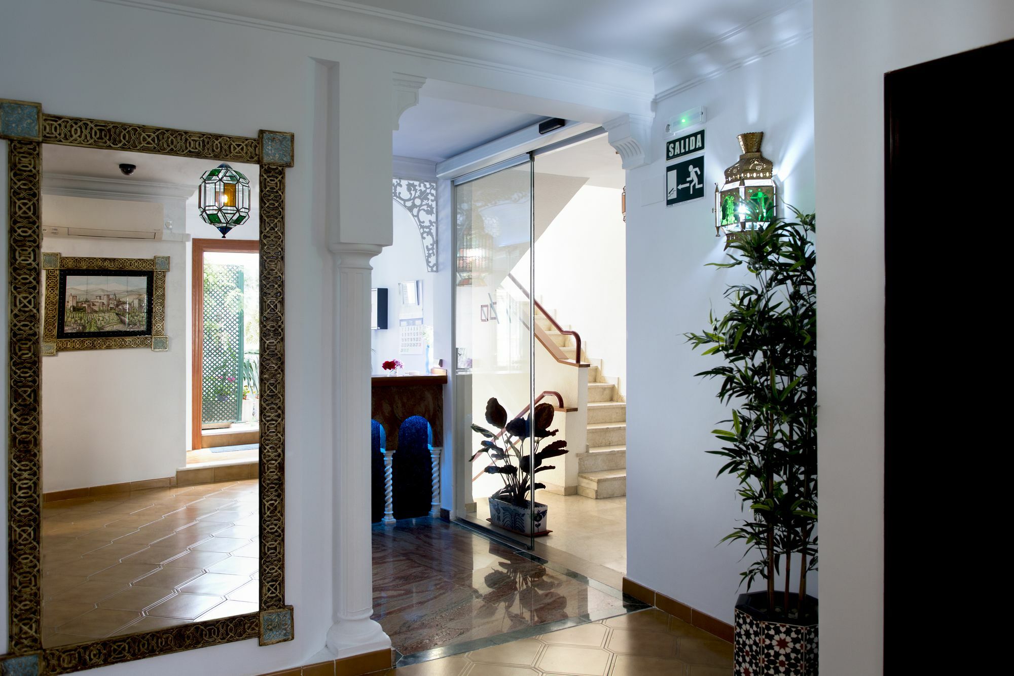 Hostal Alhambra - Adults Only Nerja Dış mekan fotoğraf