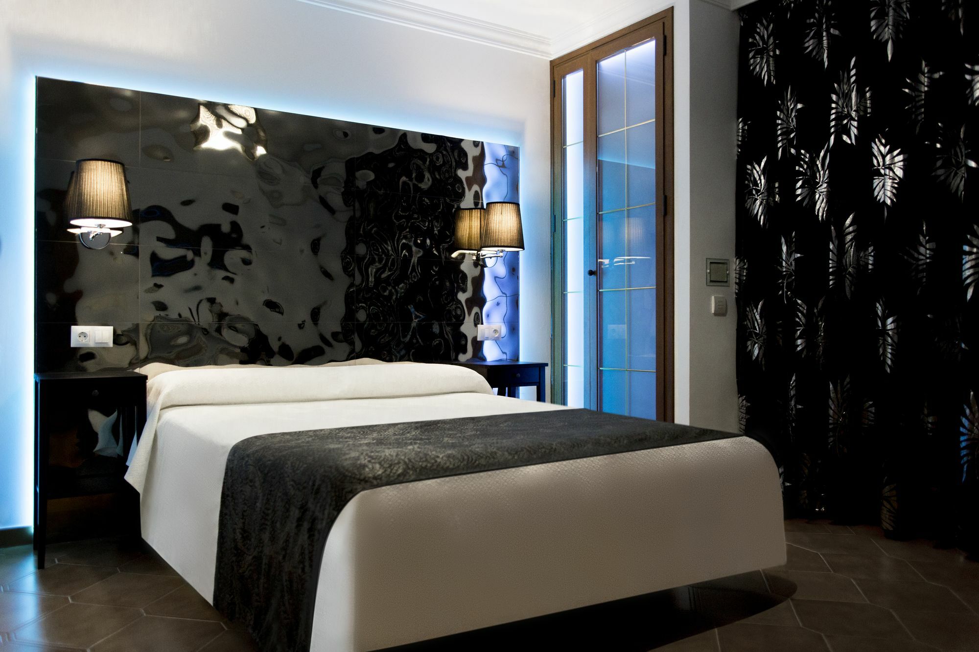 Hostal Alhambra - Adults Only Nerja Dış mekan fotoğraf