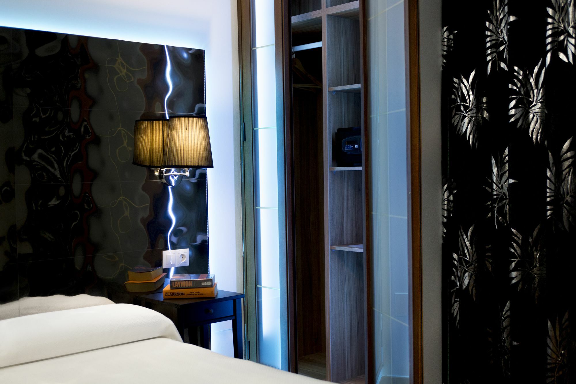 Hostal Alhambra - Adults Only Nerja Dış mekan fotoğraf